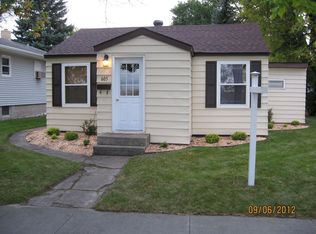 605 5th Ave NE, East Grand Forks, MN 56721