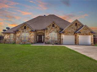 15721 Hokanson Rd, Del Valle, TX 78617