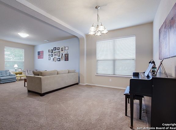 3rd image of 12102 Karnes Way