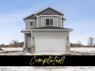 4720 Hampton Loop S, Moorhead, MN 56560