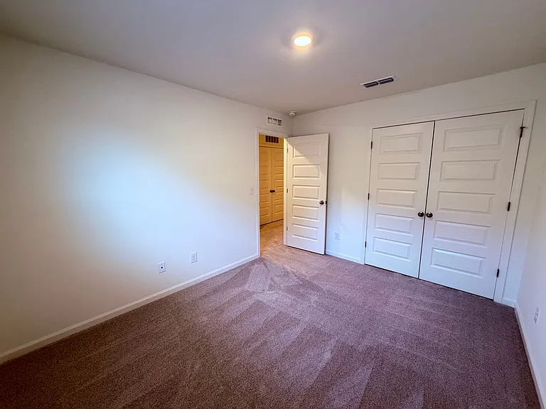128 Parker Ln — Photo 19
