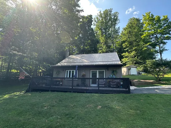 1179 Crooked Island Rd, Du Bois, PA 15801