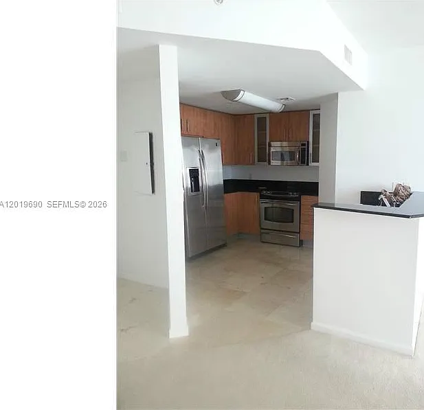 360 Condo A — Photo 4