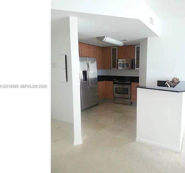 7900 Harbor Island Dr #1010 — Photo 4