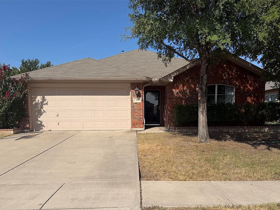 1st image of 224 Spring Hollow Dr