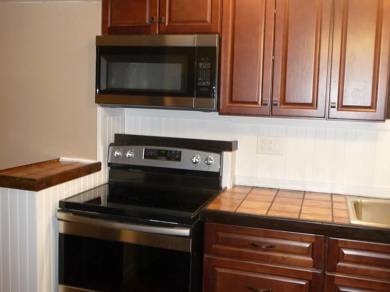 Studio, 300 sqft, $875 — Photo 4
