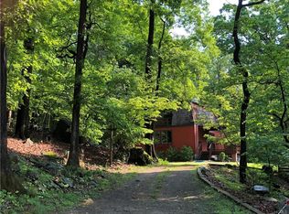 18 Queensboro Rd, Stony Pt, NY 10980