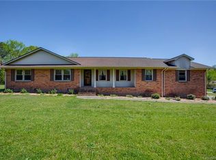 225 Todd Cir, Wingate, NC 28174