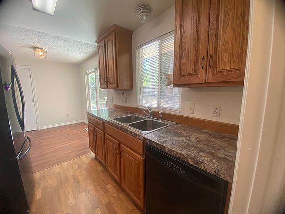 4th image of 4931 Tri Lake Dr SE