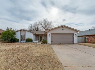 2408 Appleway St, Edmond, OK 73013