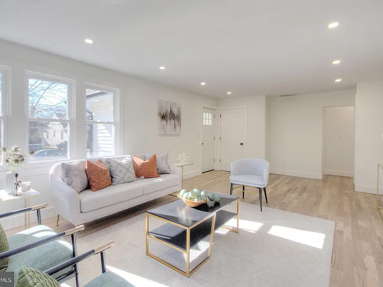 123 Park Ave — Photo 5