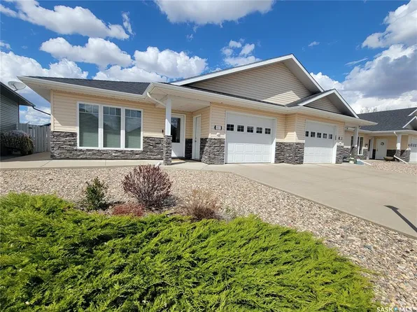 UNIT 1-5352 Progress STREET, Macklin, SK S0L 2C0