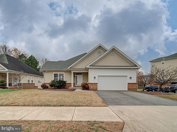 3rd image of 13914 New Acadia Ln