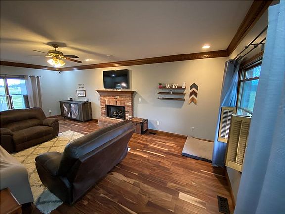 5th image of 445 S Private Road 230 W