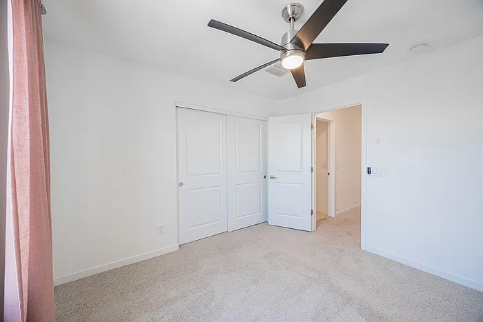 7412 W Gardenia Ave — Photo 27