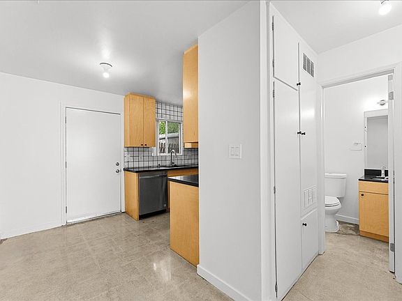 2nd image of 6072 La Prada St #6