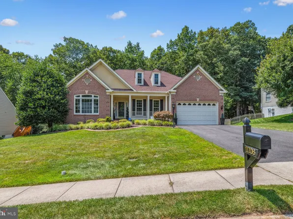 11708 Crest Maple Dr, Woodbridge, VA 22192