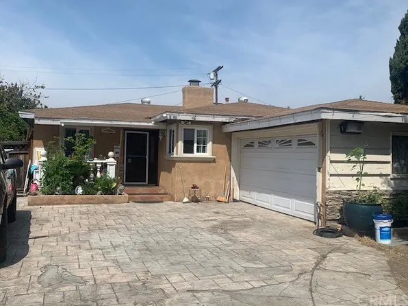 1120 S Olive St, Santa Ana, CA 92707