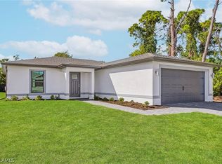 87 Blackstone Dr, Fort Myers, FL 33913