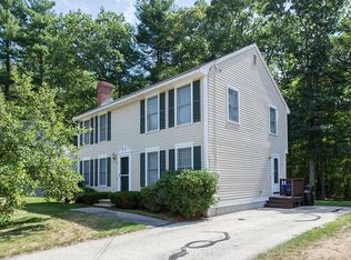 19 Partridge Cir, Hudson, NH 03051