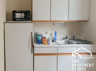 2882 N Clark St APT 1, Chicago, IL 60657