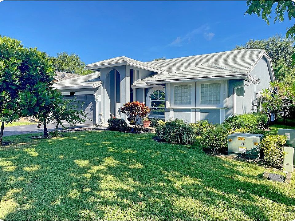 1st image of 5733 NW 47th Ct