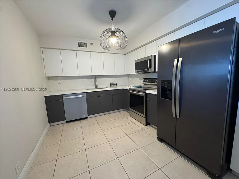 3530 Mystic Pointe Dr #1907 — Photo 5