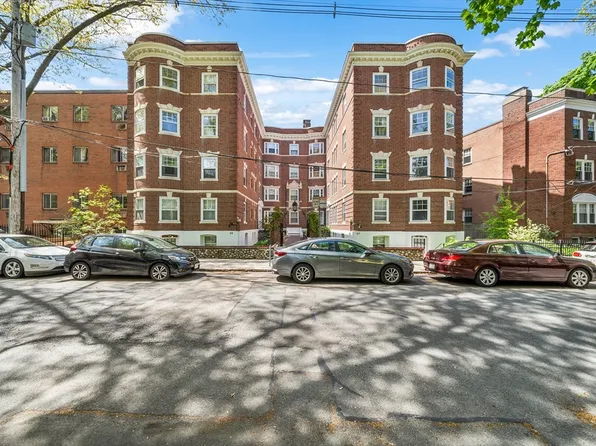 37 Lee St APT 2, Cambridge, MA 02139