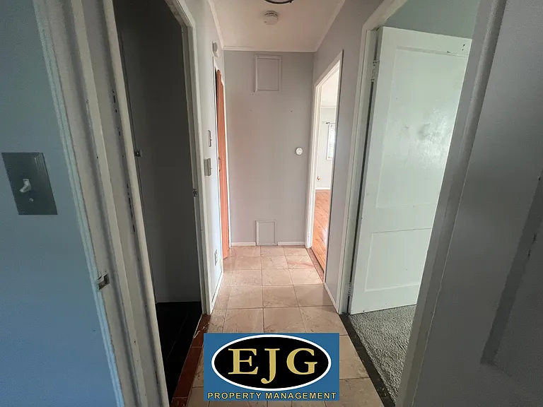29 Elmwood Rd — Photo 17