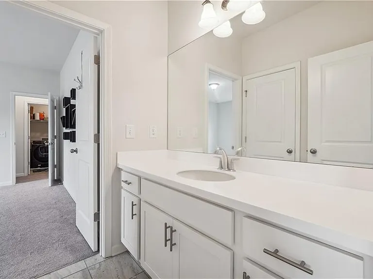 4055 Starwood Dr — Photo 27