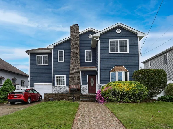 114 Frankel Boulevard, Merrick, NY 11566
