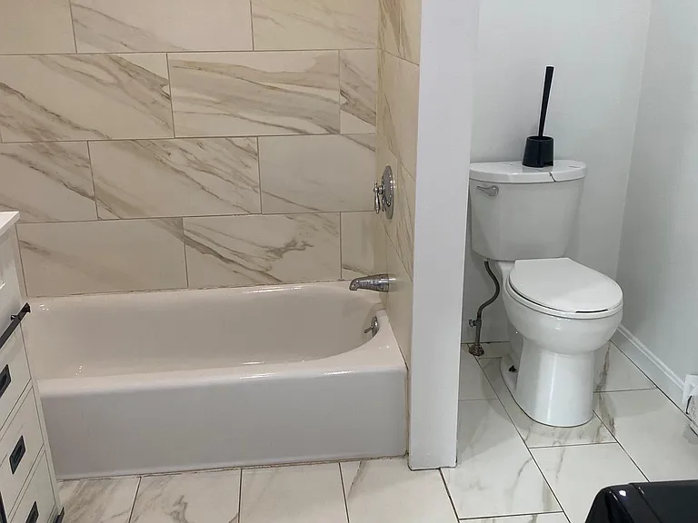 972 Bedford St #1 — Photo 19