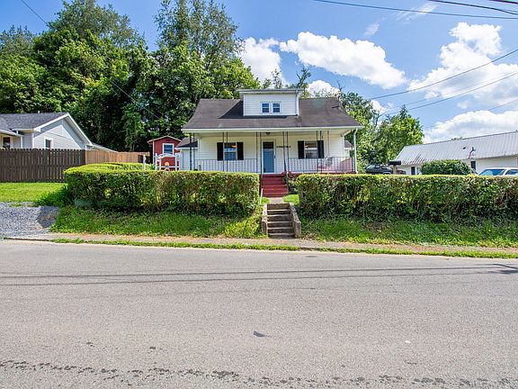 2nd image of 419 Norfolk Ave