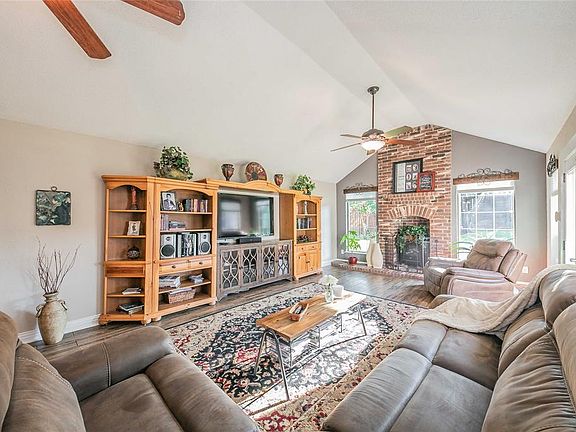 5th image of 5204 Valleydale Dr