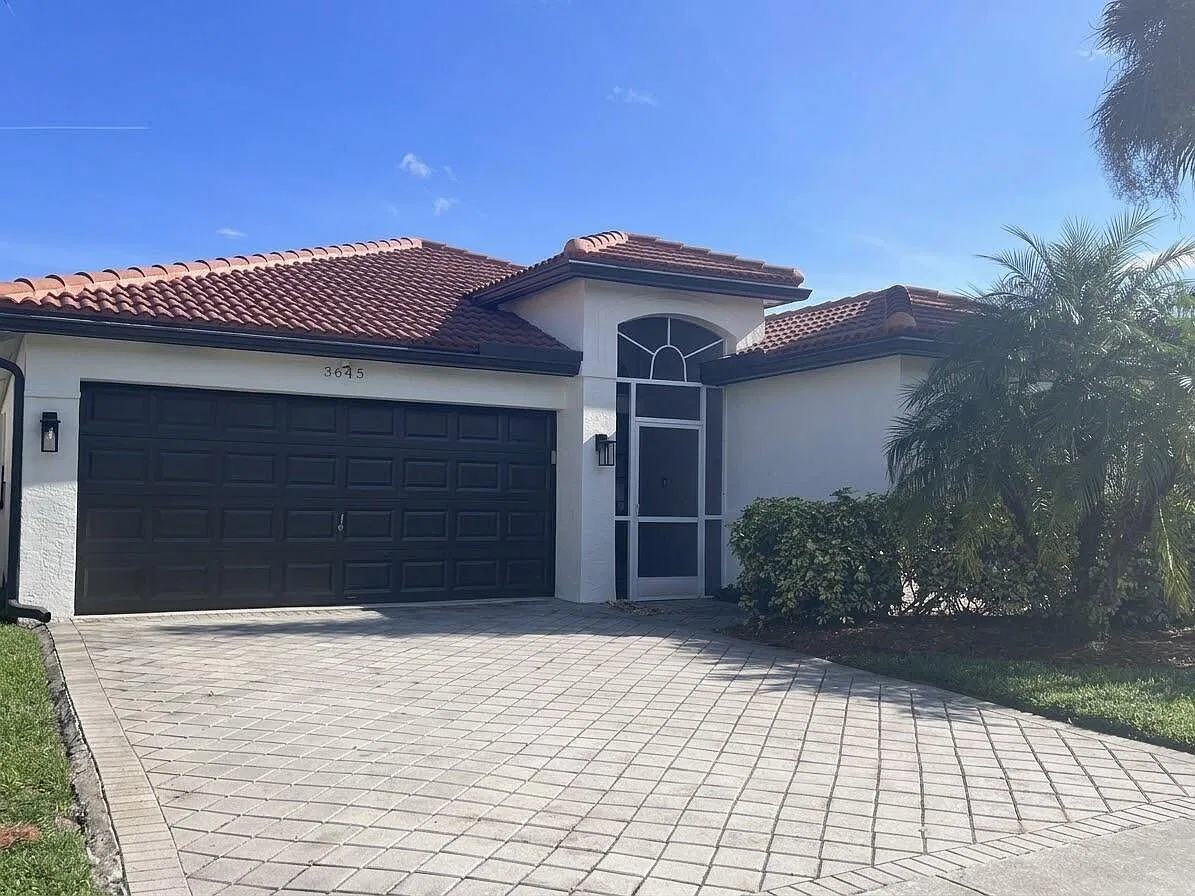 3 bed, 2.0 bath, 1921 sqft, $4,125 — Photo 1