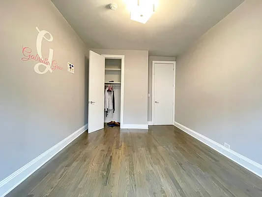 Rented by Bruma Realty LLC | media 7