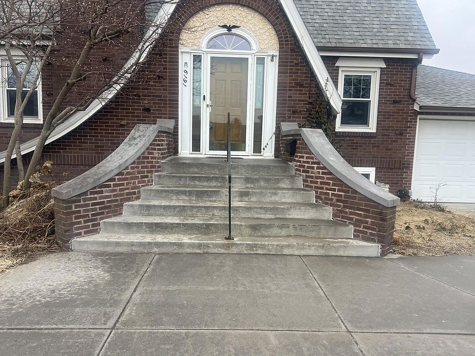 34th image of 1619 Koenigstein Ave