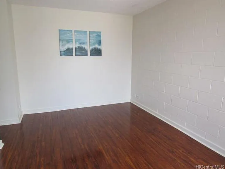 708 Palani Ave — Photo 3