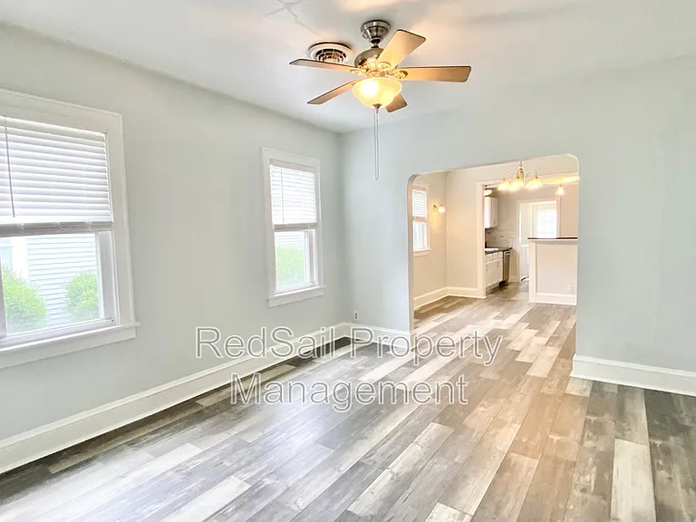 221 Cherry Ave — Photo 4