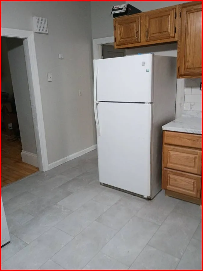 4 bed, $3,100 — Photo 4