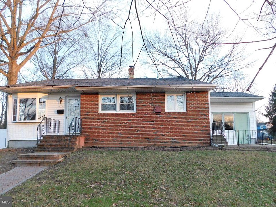 1st image of 601 Catalina Ct