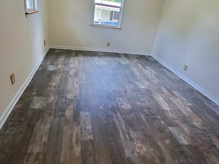 402 Pine St — Photo 7