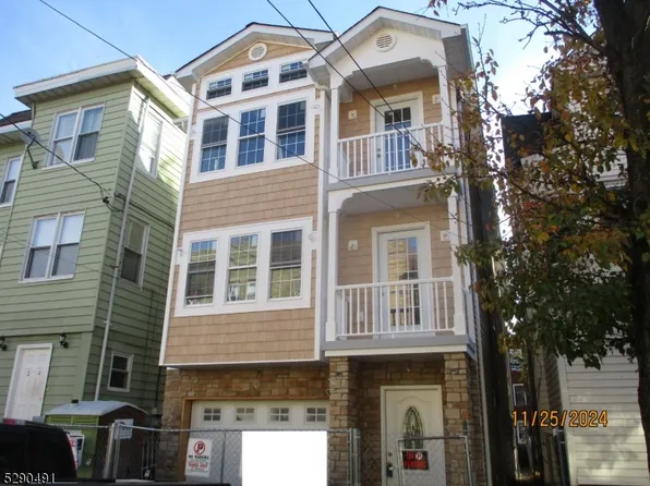 26 Stuyvesant Ave, Newark City, NJ 07106