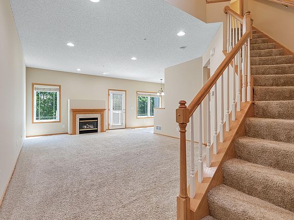 3rd image of 5022 Archer Ln N #1001
