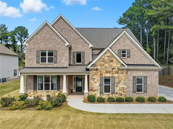 810 Eagle Crossing Dr, Lawrenceville, GA 30044