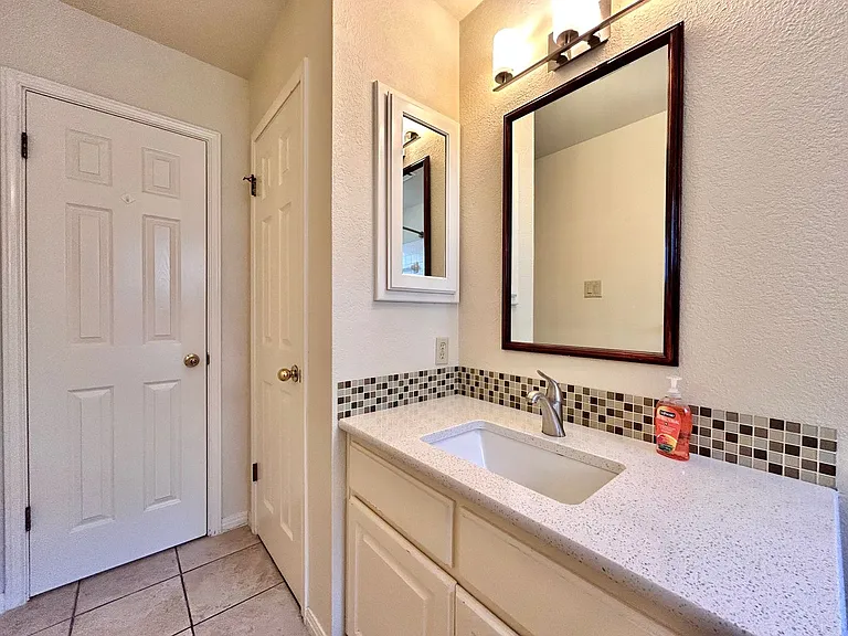 10819 Redmond Rd — Photo 35