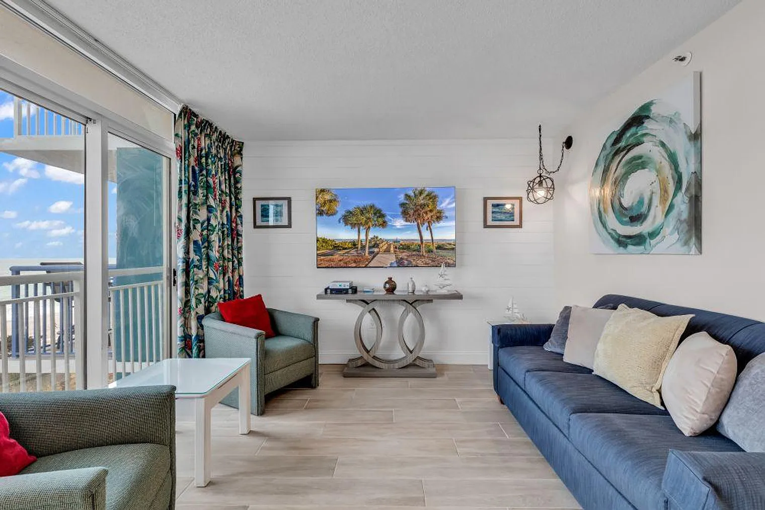 2 bed, 2.0 bath, 947 sqft, $4,721 — Photo 3