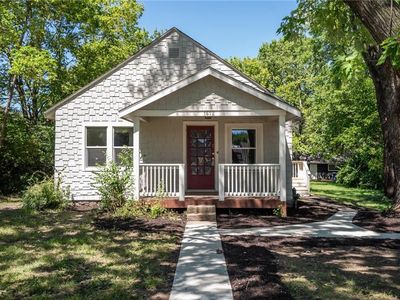 1612 W 5th St, Lawrence, KS, 66044