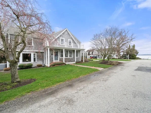 56 Samoset Rd, Duxbury, MA 02332