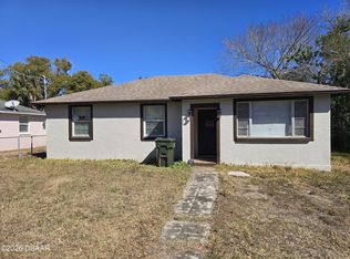 925 School St, Daytona Beach, FL 32114